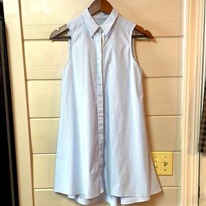 Alice + Olivia Blue and White Striped Cotton Sleeveless Dress
XS.
